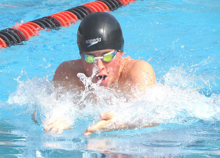 Overlee swimming 1